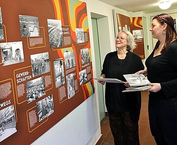 Die aktuelle Fotoausstellung des Stadtarchivs zeigt Bilder aus dem Jahr 1974 des ehemaligen BNN-Pressefotografen Horst Schlesiger.