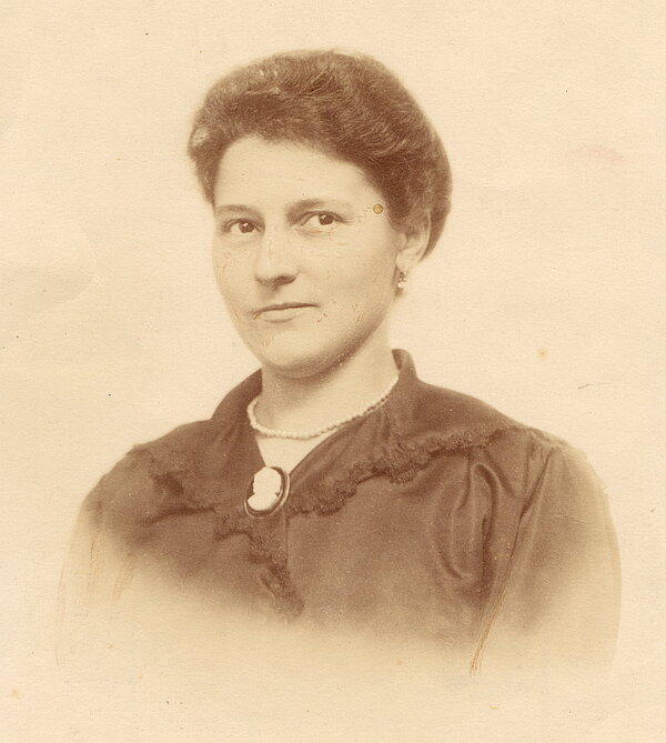 Kunigunde Fischer um 1920