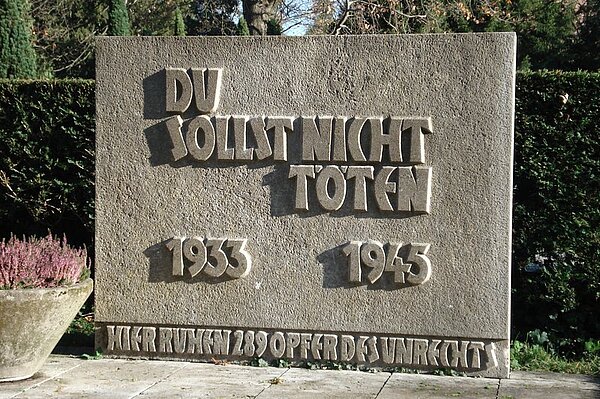 Ansicht des Gedenksteins