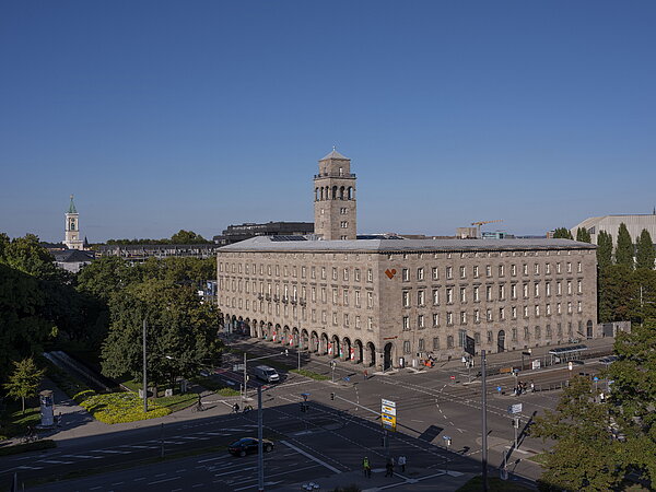 Firmensitz, Ettlinger-Tor-Platz 2, Foto 2022