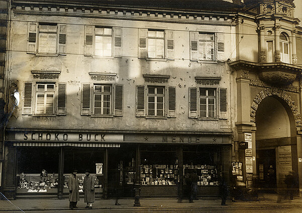 Buchhandlung Mende in der Kaiserstraße im Jahr 1938
