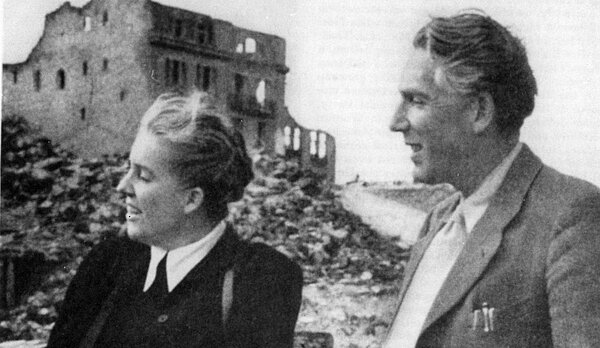 Herta und Noel Field 1948 in Warschau