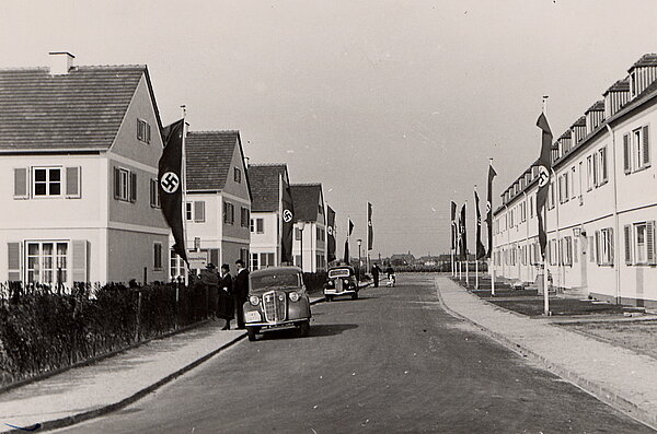 Feldblumenweg in der Rheinstrandsiedlung, um 1935