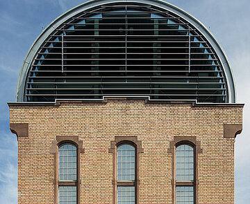 Tonnendach des Stadtarchivs