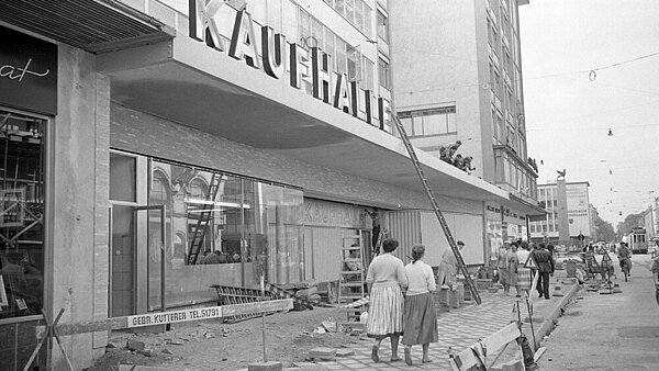 Neubau der Kaufhalle in der Kaiserstraße, 1958