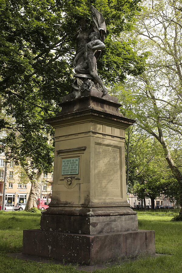 Kriegerdenkmal Deutsch-Französischer Krieg 1870/71 auf dem Alten Friedhof
