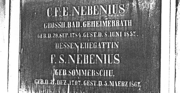 Die erste Grabplatte von Carl Friedrich und Friederike Sophie Nebenius