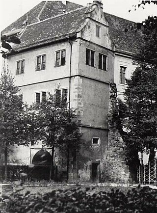 Der Prinzessenbau der Karlsburg um 1930