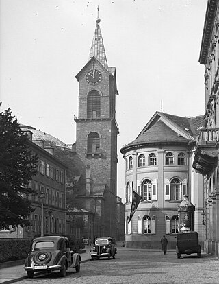 Das Ständehaus mit gehisster Hakenkreuzfahne 1938