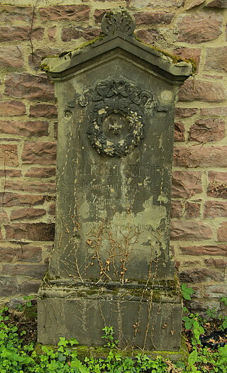 Grabdenkmal Wilhelm Fecht